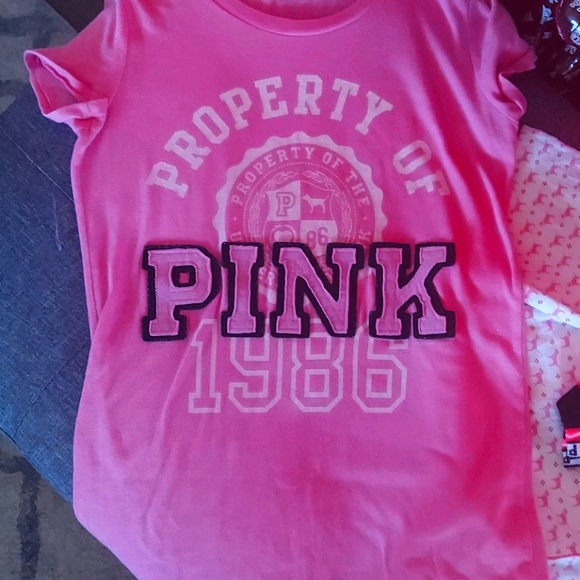 😍 Pretty In VS Pink Bundle - Picture 2 of 15